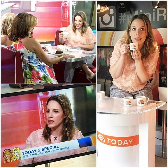 H&M Floral Mesh Overlay Blouse - Picture 5 of 5